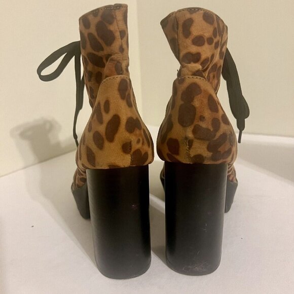 Bamboo Womens Platform Chunky Heel Boots Sz 8.5 Chunky Leopard Print Lace Up - Picture 7 of 9
